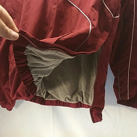 Authentic Arkansas Razorback jacket with side zip - Picture 5 of 8